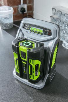 Preview: EGO Schnell-Ladegerät CH5500E