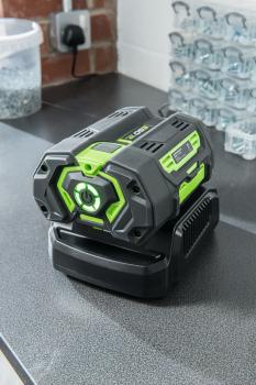 Preview: EGO Standard-Ladegerät CH2100E